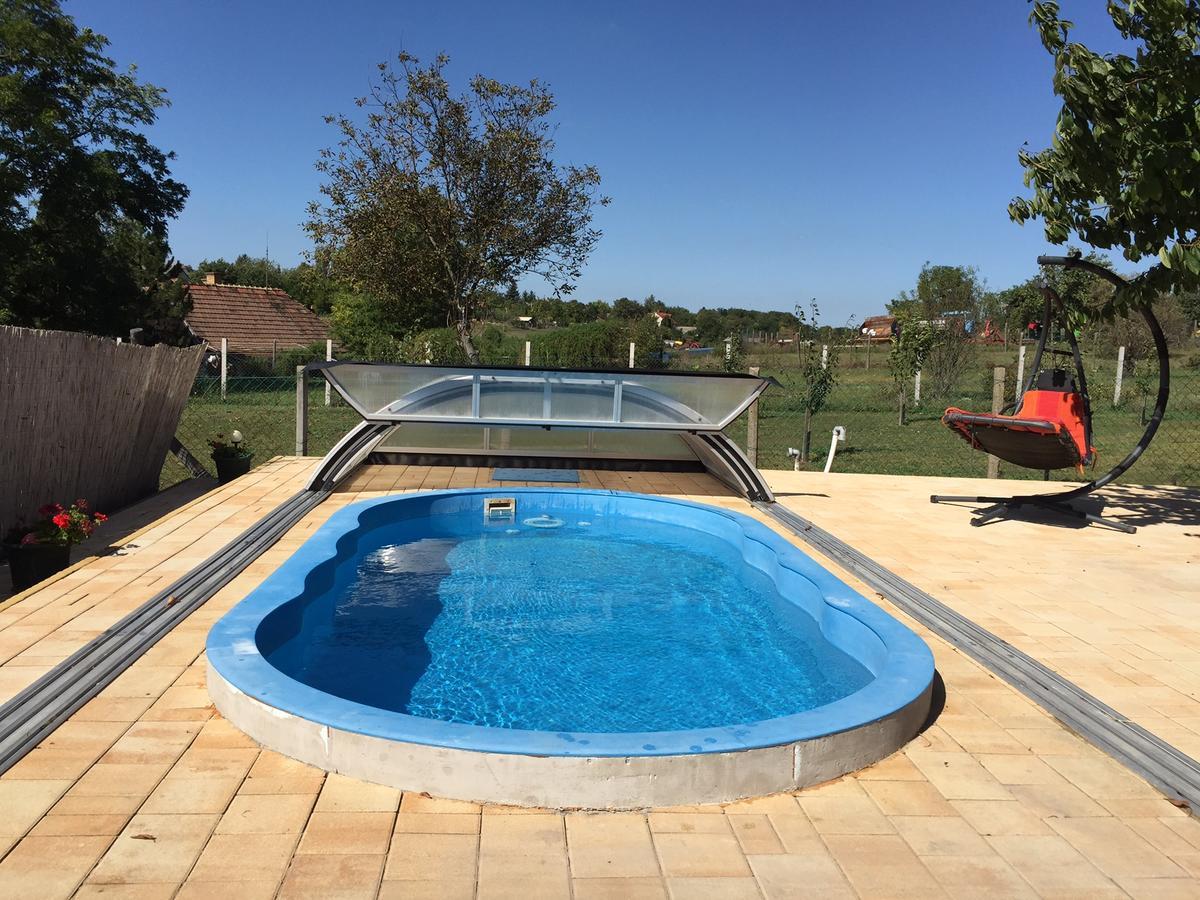 Natura Vendeghaz Pazmand Exterior photo